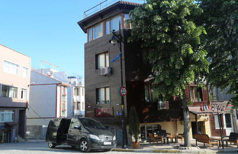 Rose Bouquets Hotel Istanbul Exterior photo